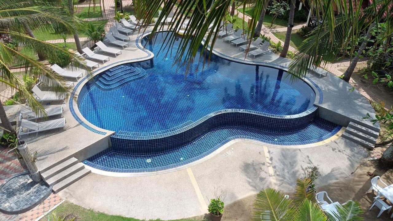 Noble House Beach Resort Koh Lanta Exterior photo