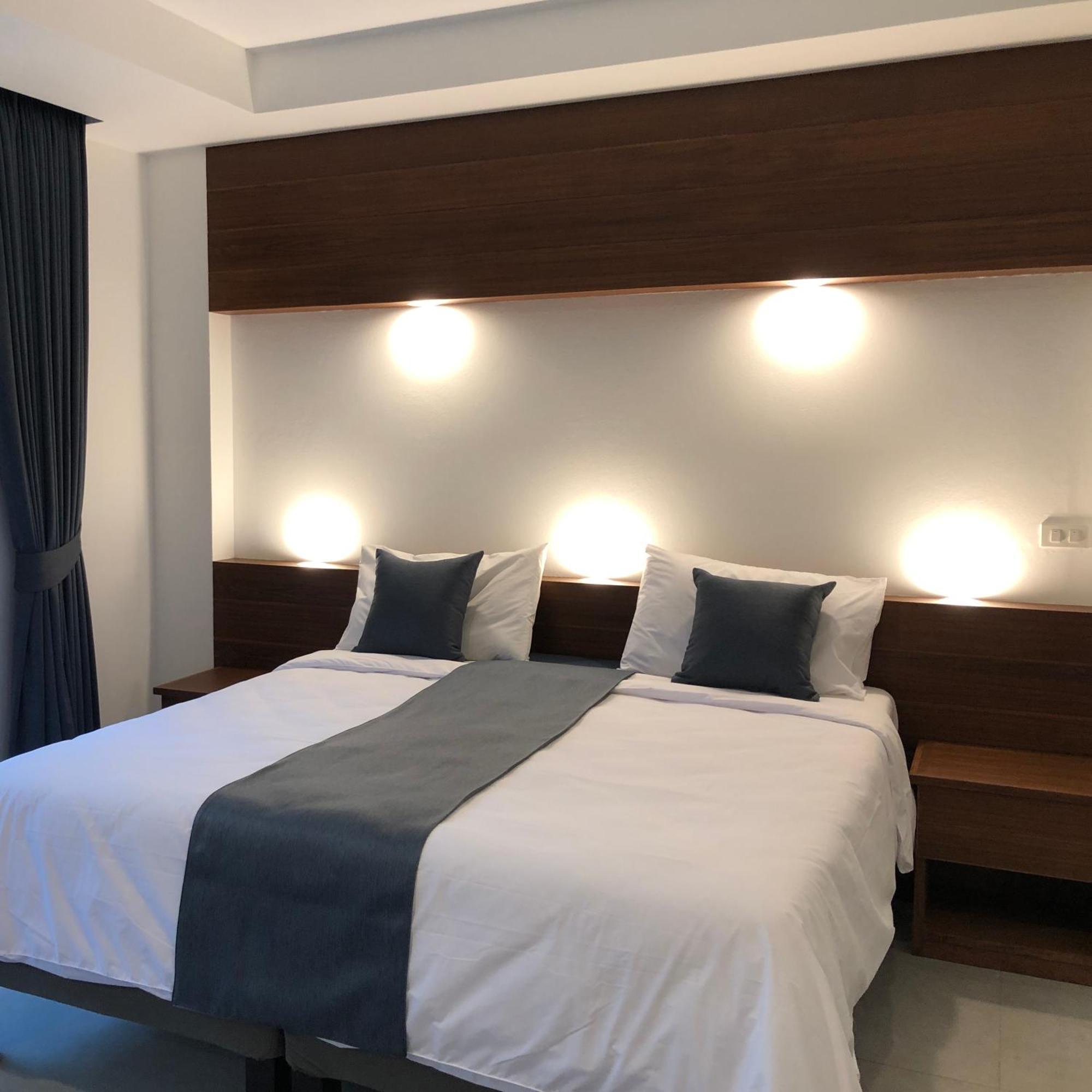 Noble House Beach Resort Koh Lanta Exterior photo
