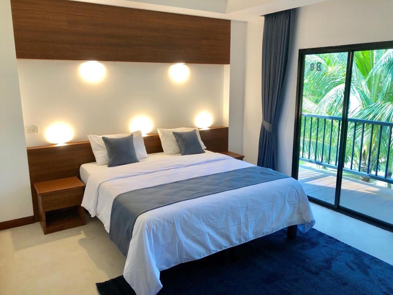 Noble House Beach Resort Koh Lanta Exterior photo